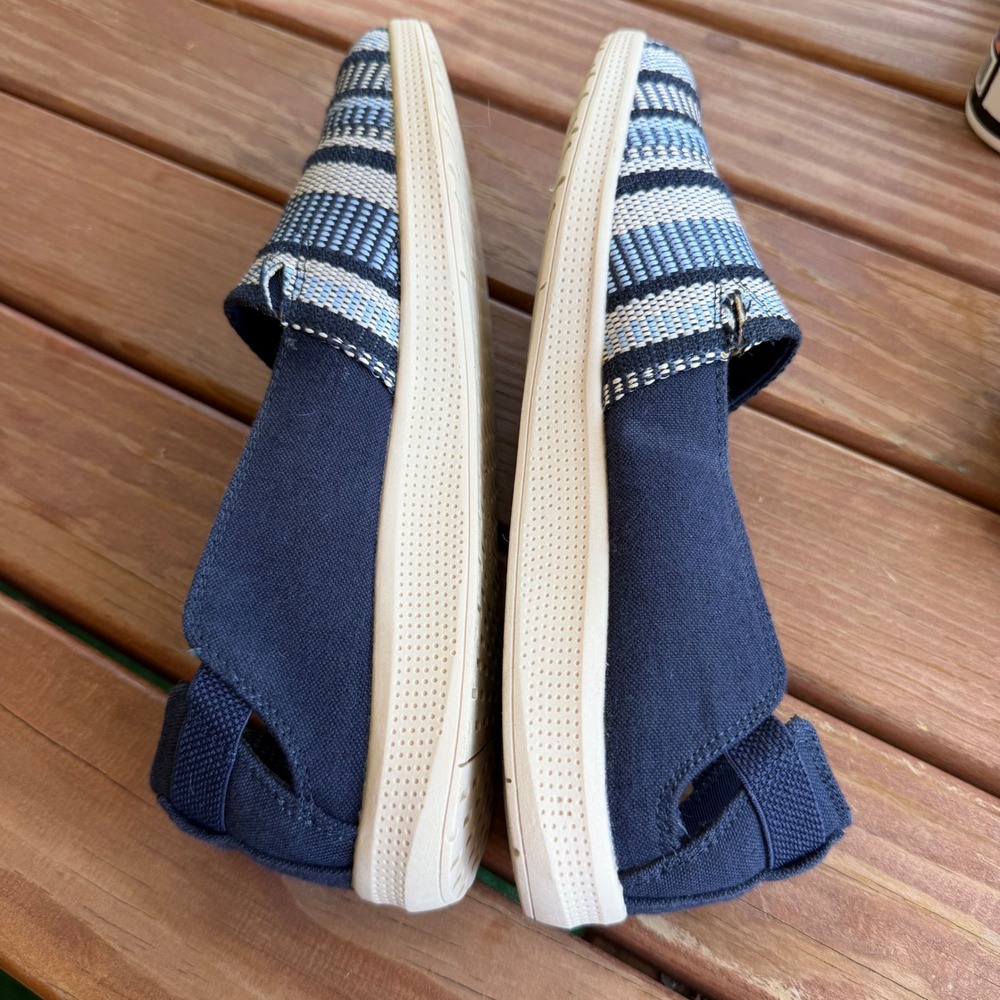 Baretraps Viccia Womens 7.5M Navy Blue Striped Woven Slip On Loafers - Picture 5 of 8